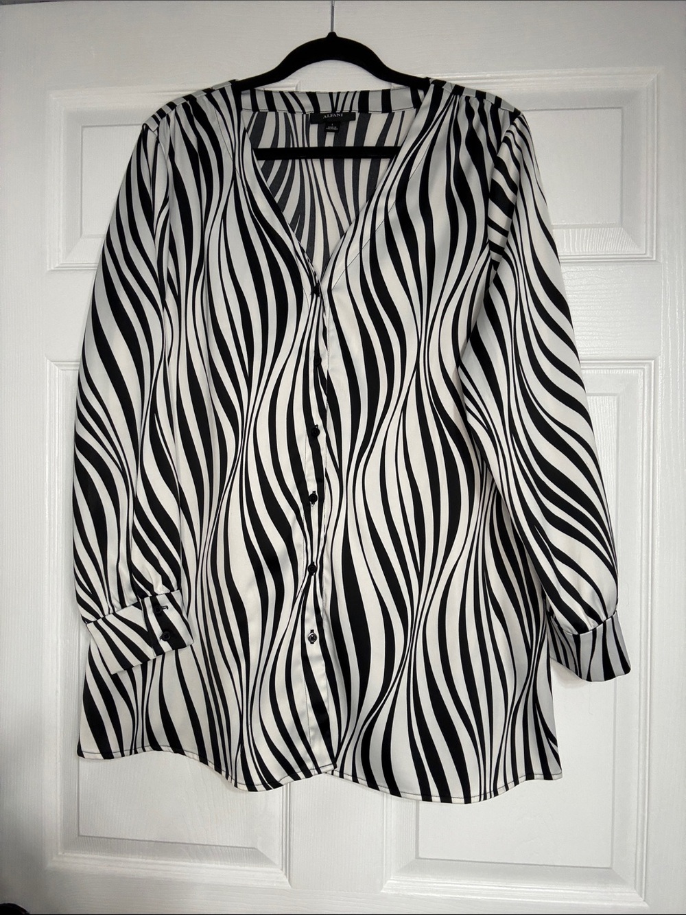 Alfani Black & White Wavy Stripe Button-Down Blouse